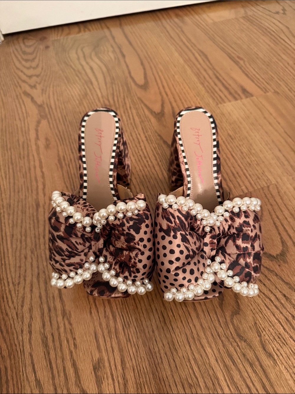 Betsey Johnson Pink Leopard Pearl-Trim Bow Slide Mules